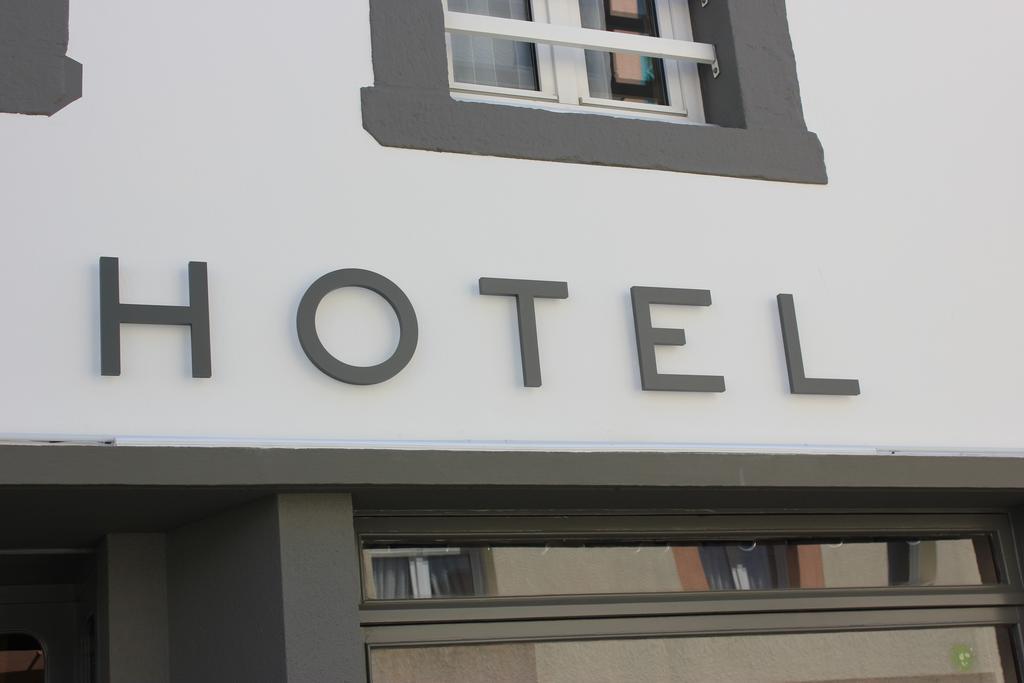 Hotel Le Thy Ploërmel Exterior foto